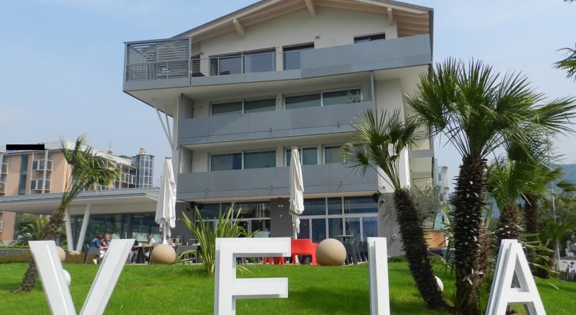 Residence Centro Vela Рива дел Гарда Екстериор снимка