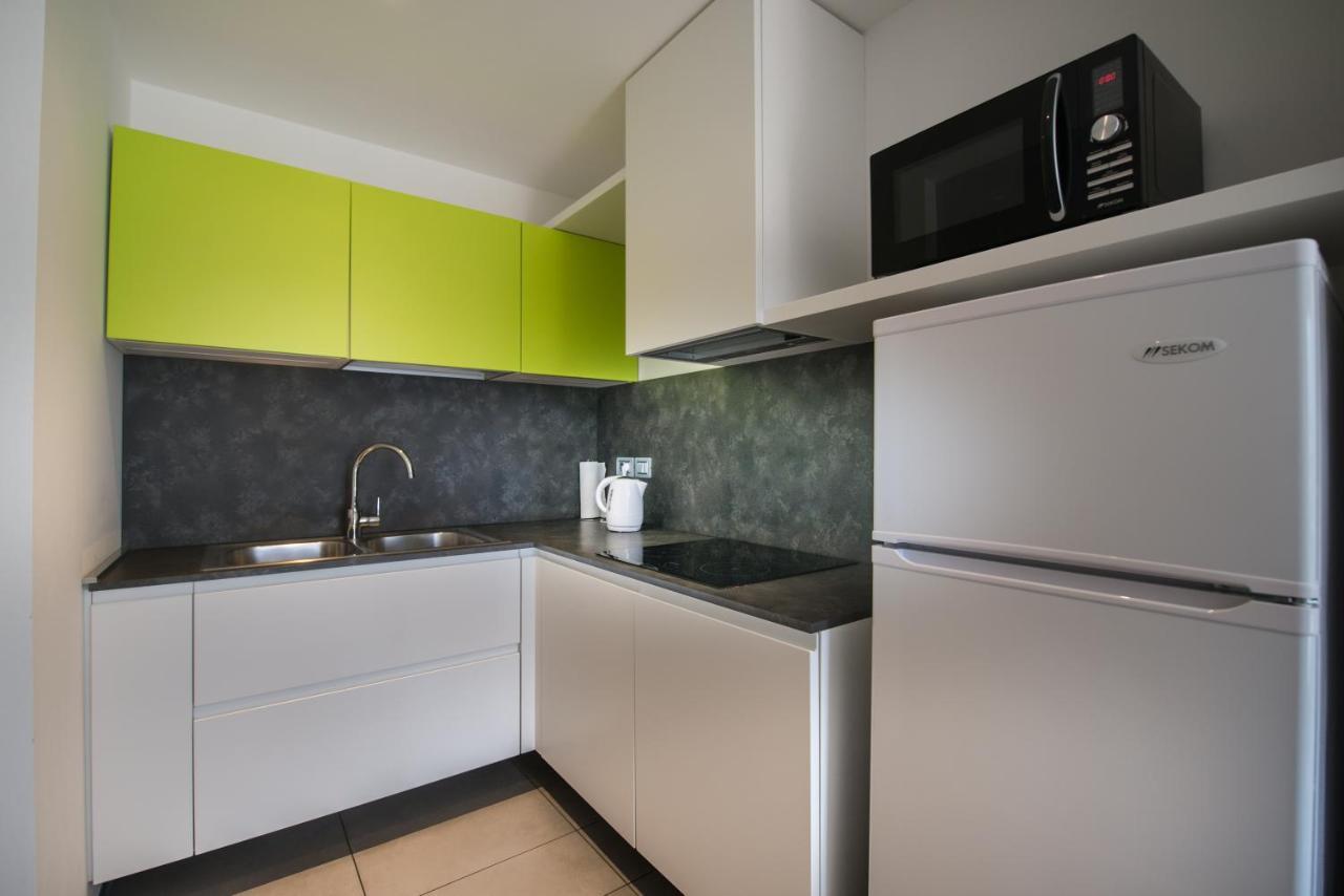 Residence Centro Vela Рива дел Гарда Екстериор снимка