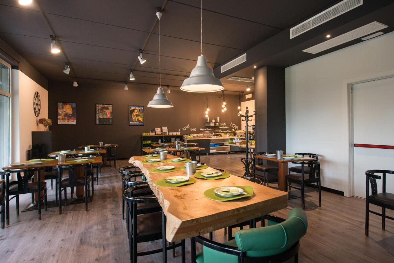 Residence Centro Vela Рива дел Гарда Екстериор снимка