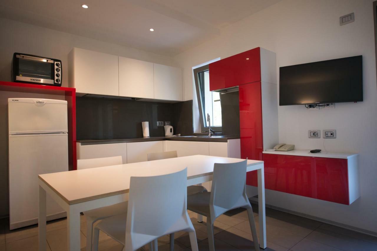 Residence Centro Vela Рива дел Гарда Екстериор снимка